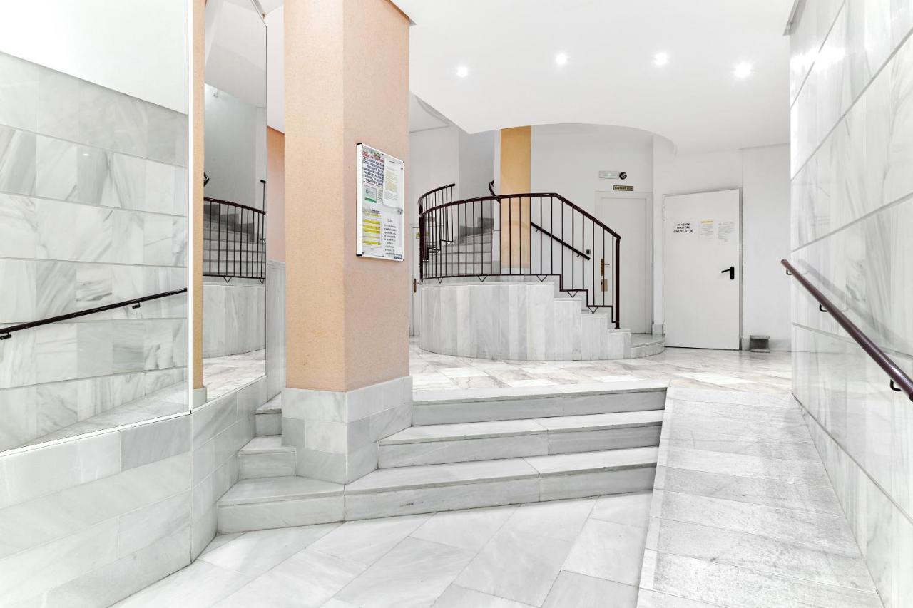 Lovely Sunny Apartment With Shared Pool And Private Parking Torrevieja Ngoại thất bức ảnh